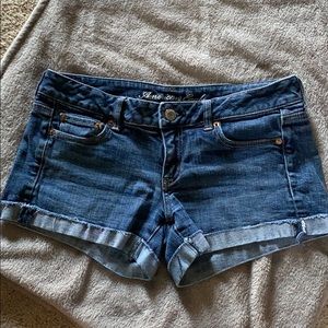American Eagle Short